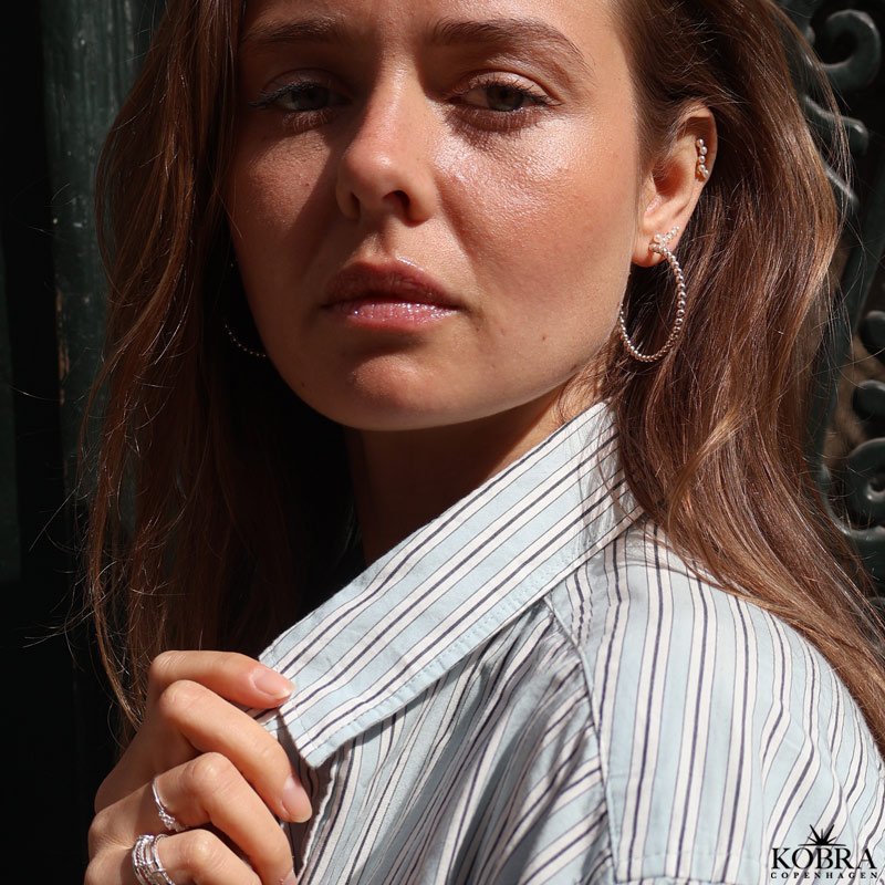 "Casablanca" pearl earrings in silver with genuine freshwater pearls