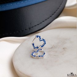 "Mikami" sm� s�lv hjerte �reringe med bl� sten