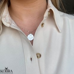 Studenter halskde med krydsgravering slv