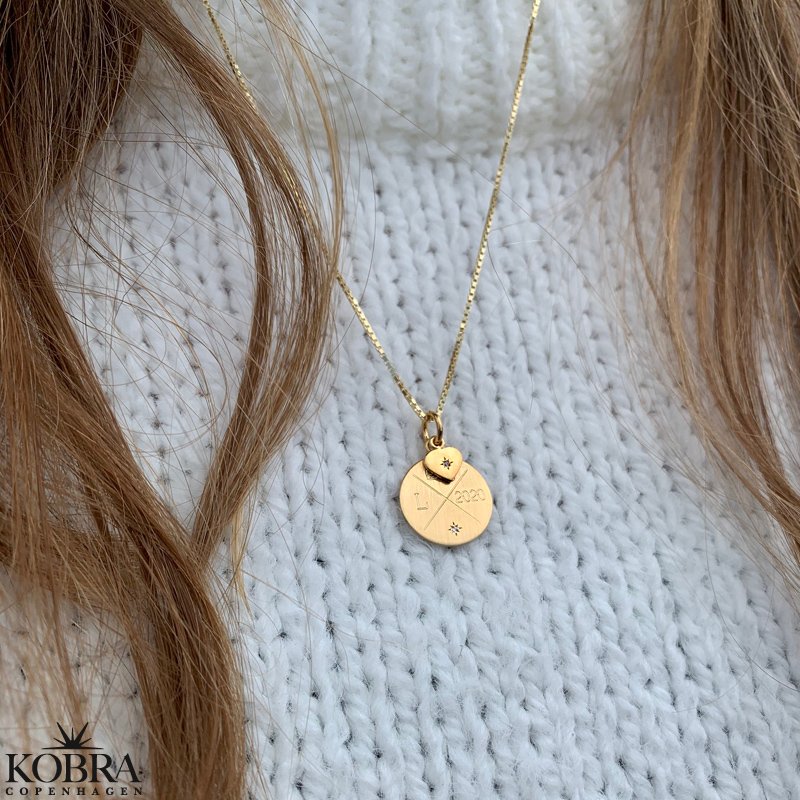 Round "Rocket" cross engraving necklace with stones in gold