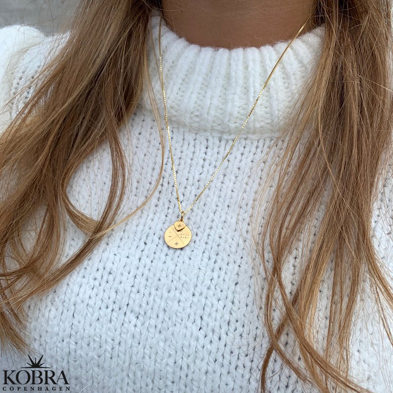 Round "Rocket" cross engraving necklace with stones in gold