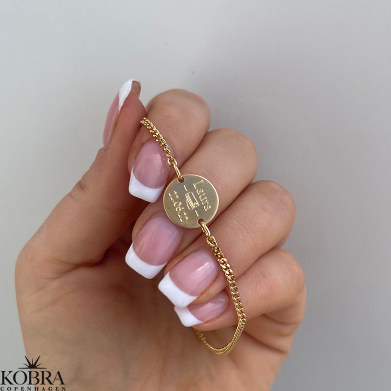 Studenterarmbnd i guld med 2 mm. panzerkde