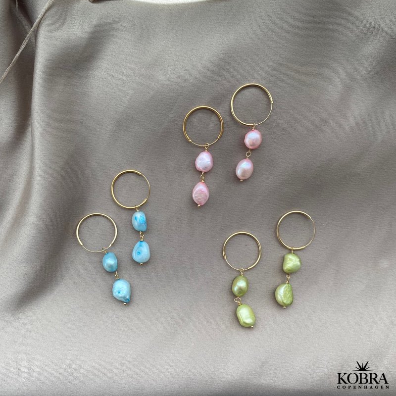 "Sugar" gold-plated earrings with blue freshwater pearls