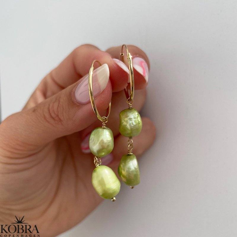 "Sugar" forgyldte reringe med grnne ferskvandsperler