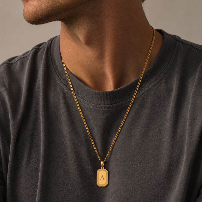 "Tarot" necklace in 18K gold-plated steel with engraving