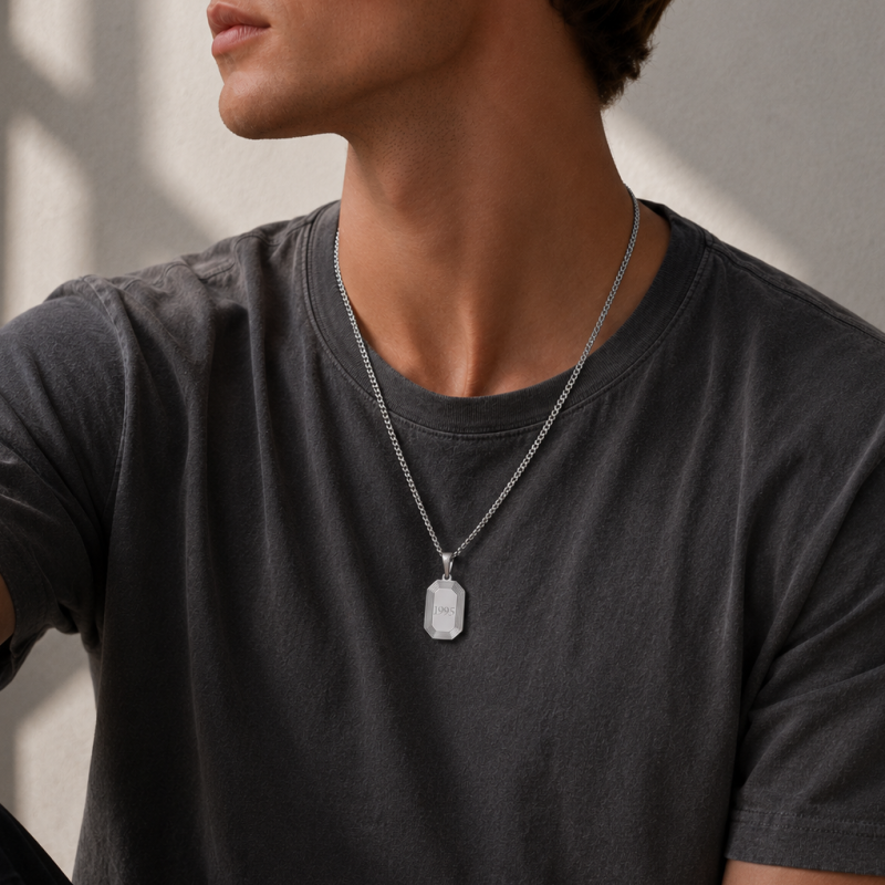 "Tarot" necklace in steel with engraving
