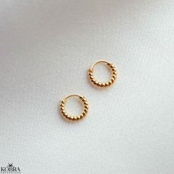 "Tella" sm snoede hoops i guld (mini)