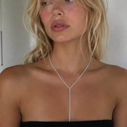 "Ivy" Tennis Drop Y halsk�de