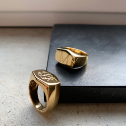 "Tokyo" 18 karat forgyldt ring / signet ring med gravering til mnd