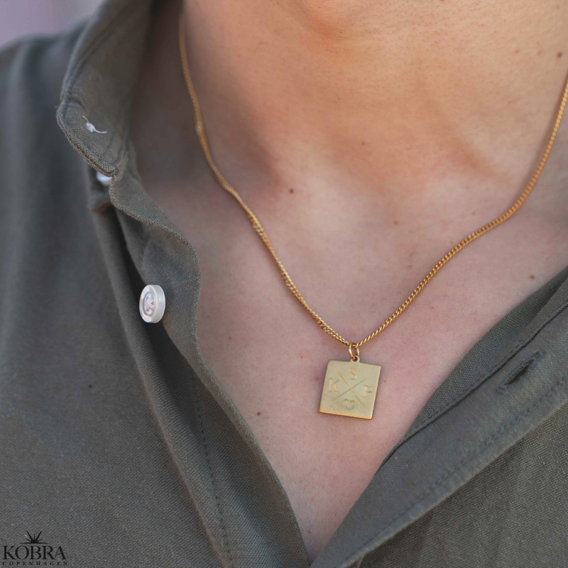 "Trend" necklace in 18k gold-plated sterling silver with cross engraving and 2 mm panzer chain