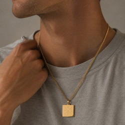 "Trend" necklace in 18K gold-plated stainless steel with cross engraving