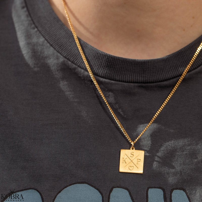 "Trend" 18 karat forgyldt halskęde med krydsgravering og 2 mm. panzer kęde