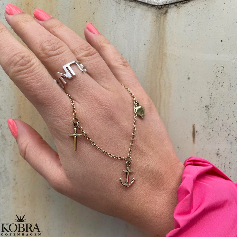 Guld armbnd med Tro Hb og Krlighed