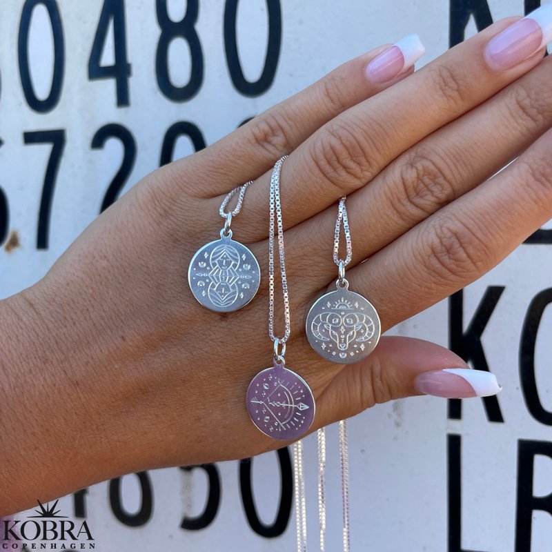 "Blazing Star" stjernetegns halskde i sterling slv