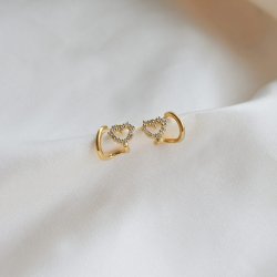 "Twin Heart" 2-i-1 �restikker med hjerter i 18k forgyldt