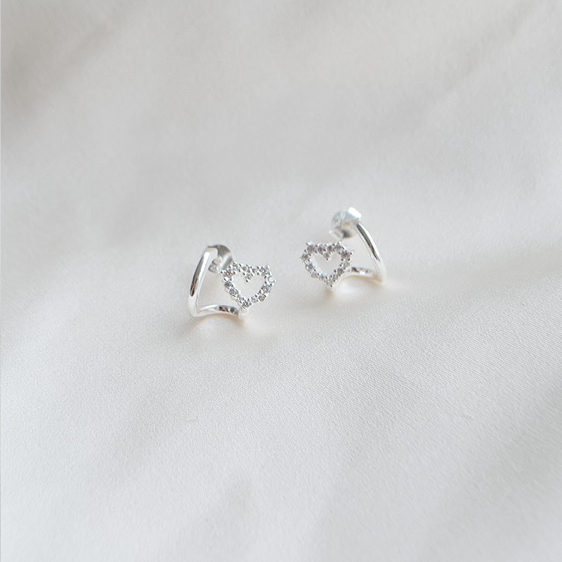 "Twin Heart" 2-i-1 �restikker med hjerter i s�lv