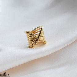 "Claire" twisted sljfering i guld