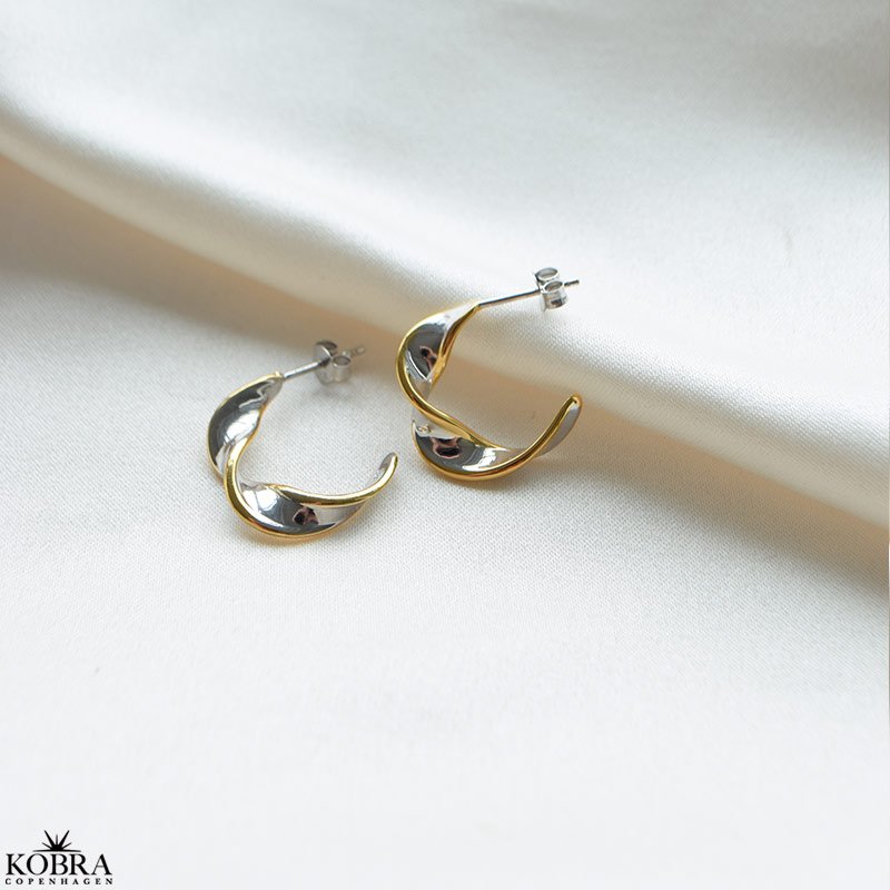 "Josefine" Twisted hoops i slv med 18K forgyldt kant