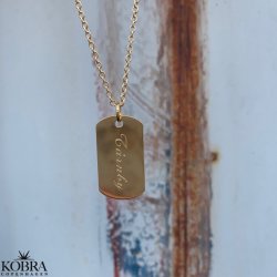 "Tyler" Dogtag in gold with personal engraving