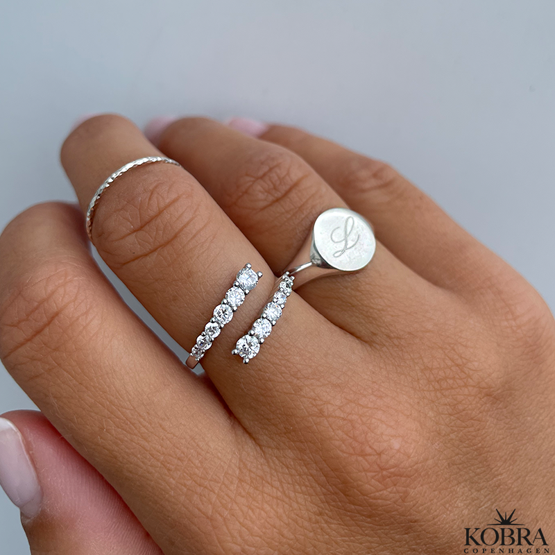 "Barcelona" signet / cocktail ring i sterling slv med personlig gravering