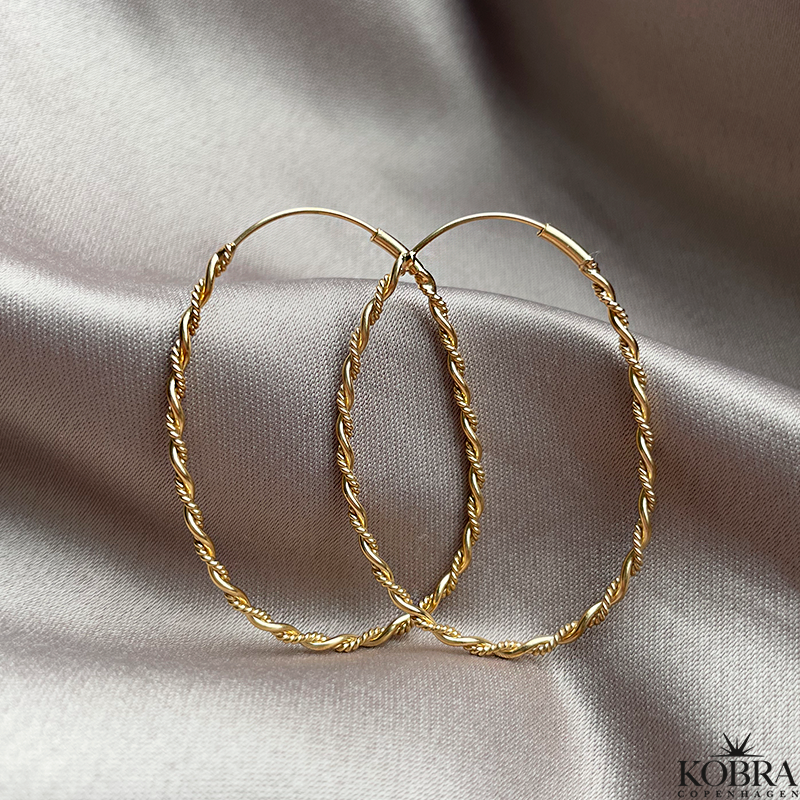 "Sally" Twisted hoops in gold plated