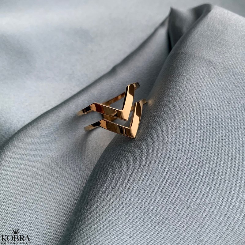 Double Lennox ring in gold