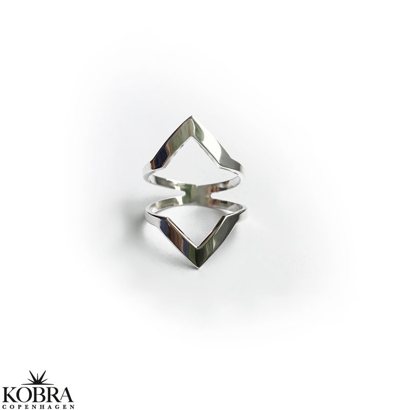 "Lennox" dobbelt V ring ring i sterling slv