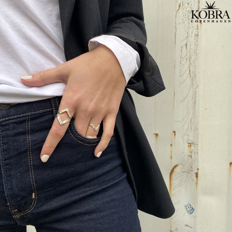 Hndlavet "Lennox" ring i slv