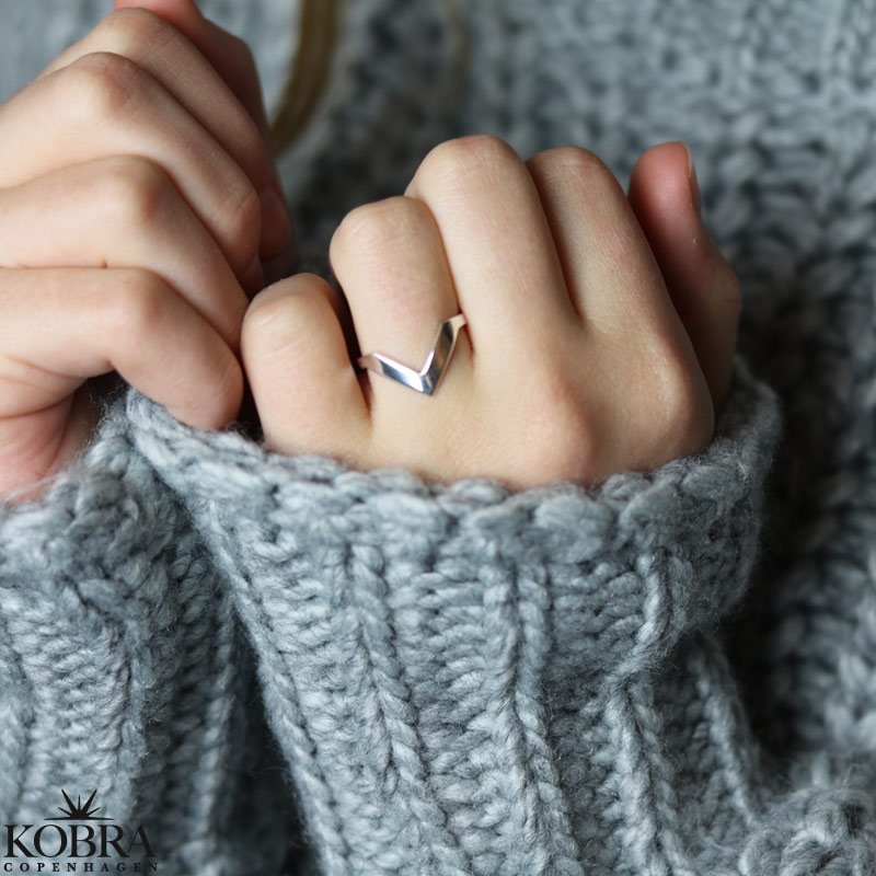 Hndlavet "Lennox" ring i slv