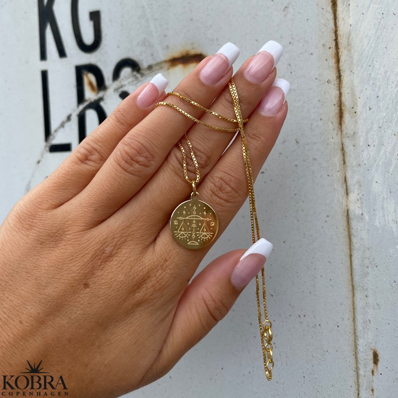 "Blazing star" zodiac necklace in 14 carat gold plated