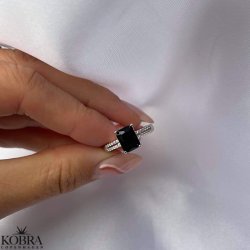 "Vanity" slvring med sort zirkonia sten