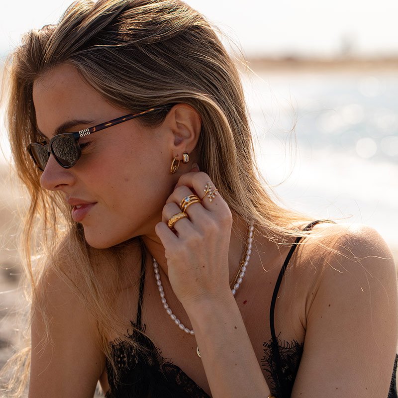 "Madalina" 18 carat gold plated 3-in-1 ring with stones