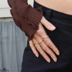 "Solenne" 18 karat forgyldt blget ring med hvide sten