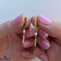 "Xena" Smukke perlereringe med sten i forgyldt